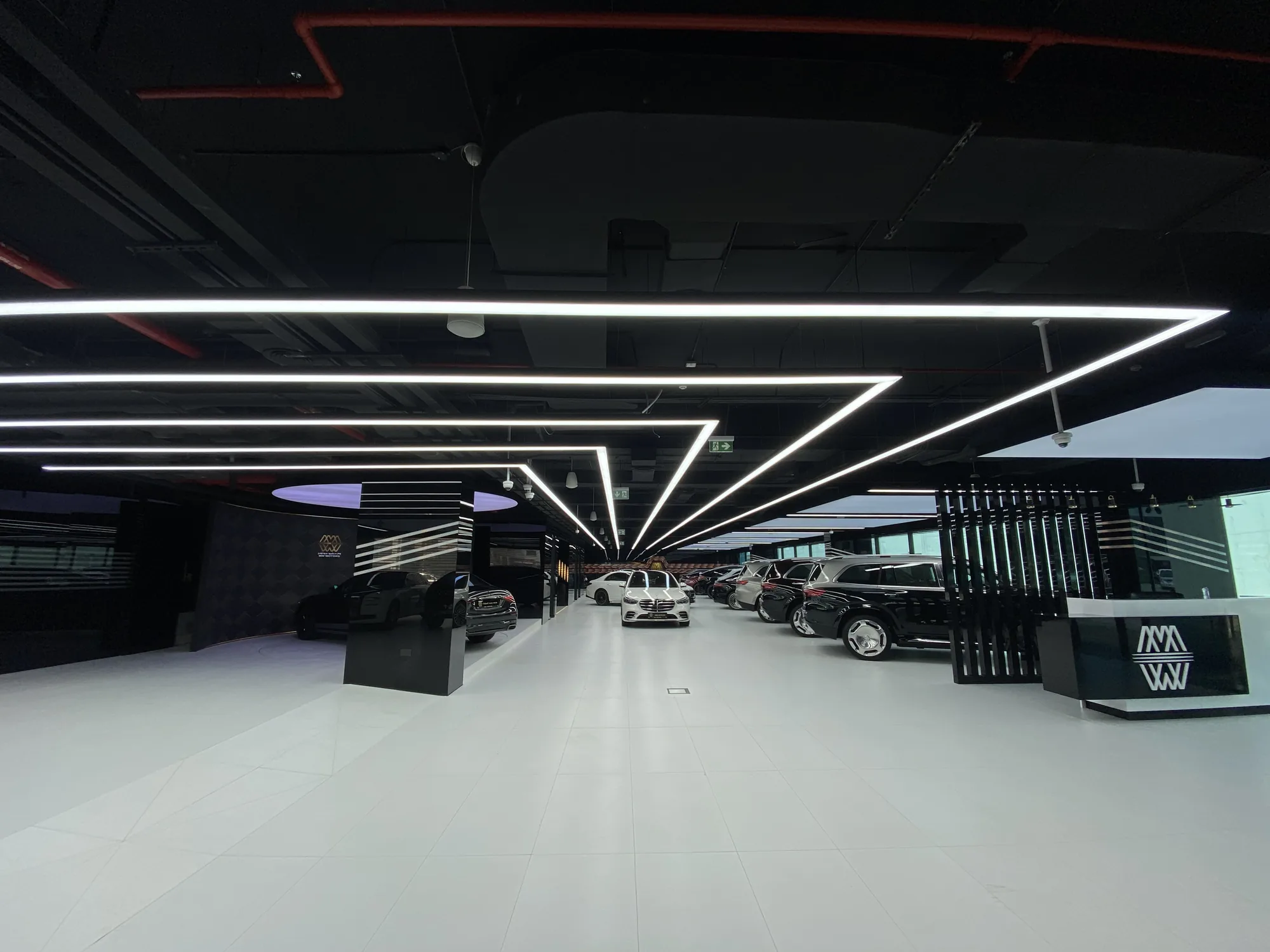 MW Motors — Showroom — image 3