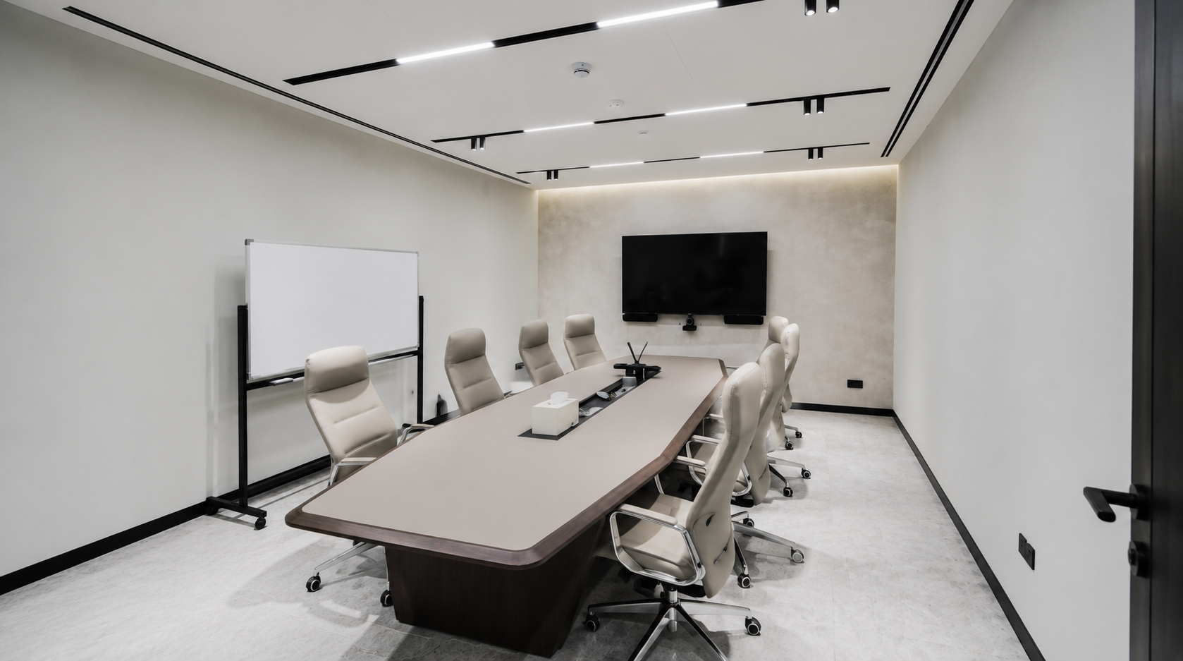 Al mas Corporate Office, Meeting room- Jumeirah Lakes Towers - Image 3