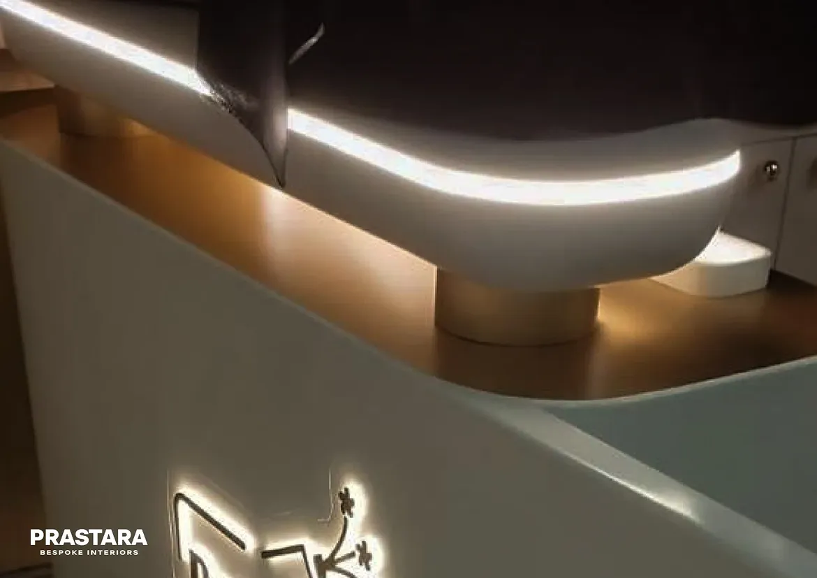 Le Bar A Parfums — Mercato Mall