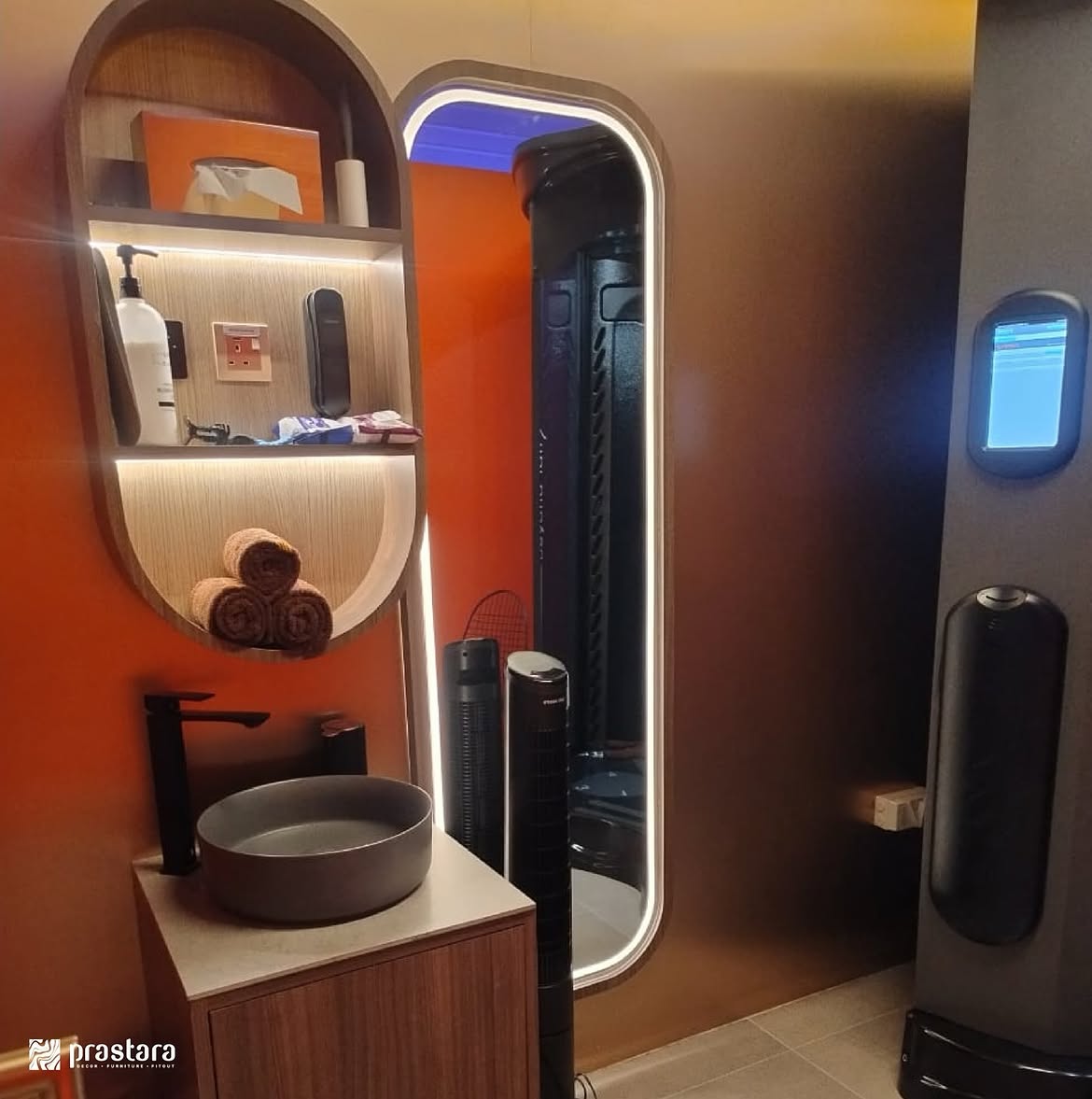 Plushtan — The Galleria, Al Maryah
